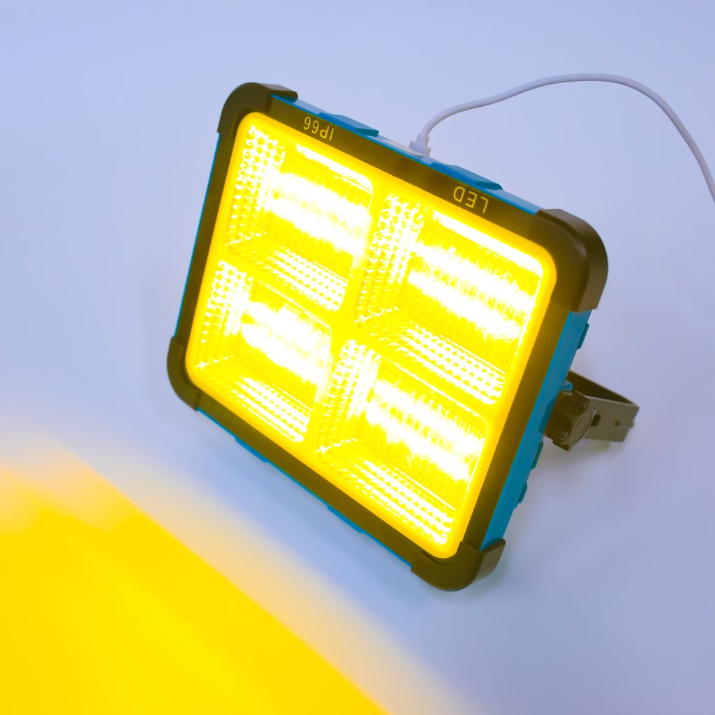 校园应急投光灯-太阳能充电